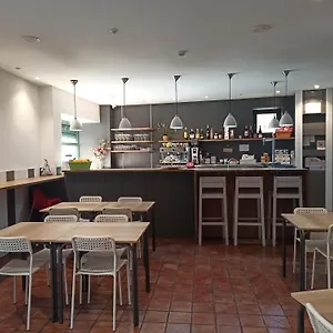 https://hotel-3-arcs.catalonia-hotels.com